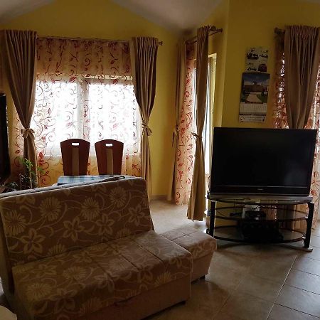 Porodicni Apartman Herceg Novi Exteriör bild