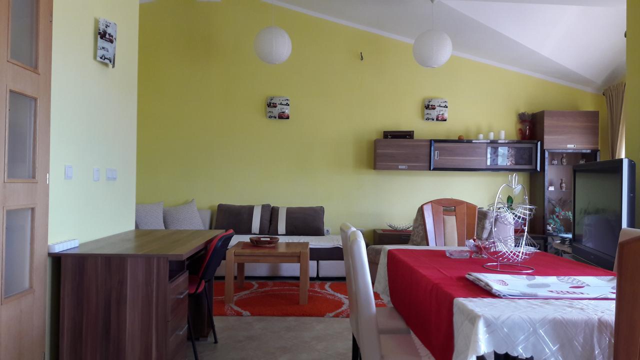 Porodicni Apartman Herceg Novi Exteriör bild
