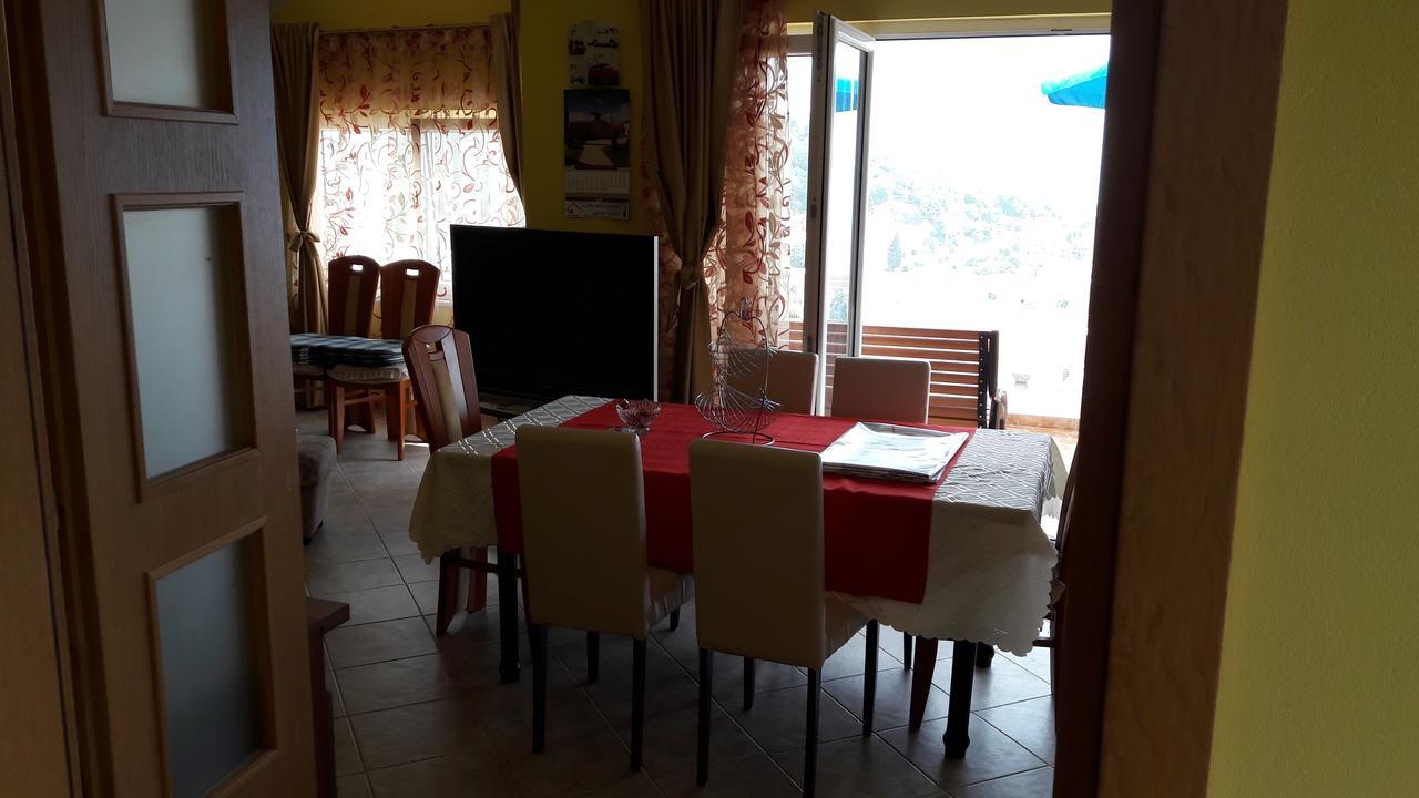 Porodicni Apartman Herceg Novi Exteriör bild